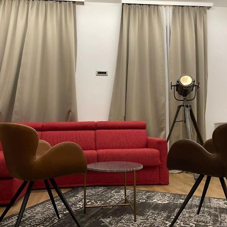 Hyatt Apartment Rijeka Bagian luar foto